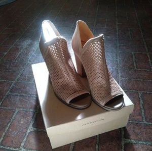 Lucky Brand Chunky Heel Sandal